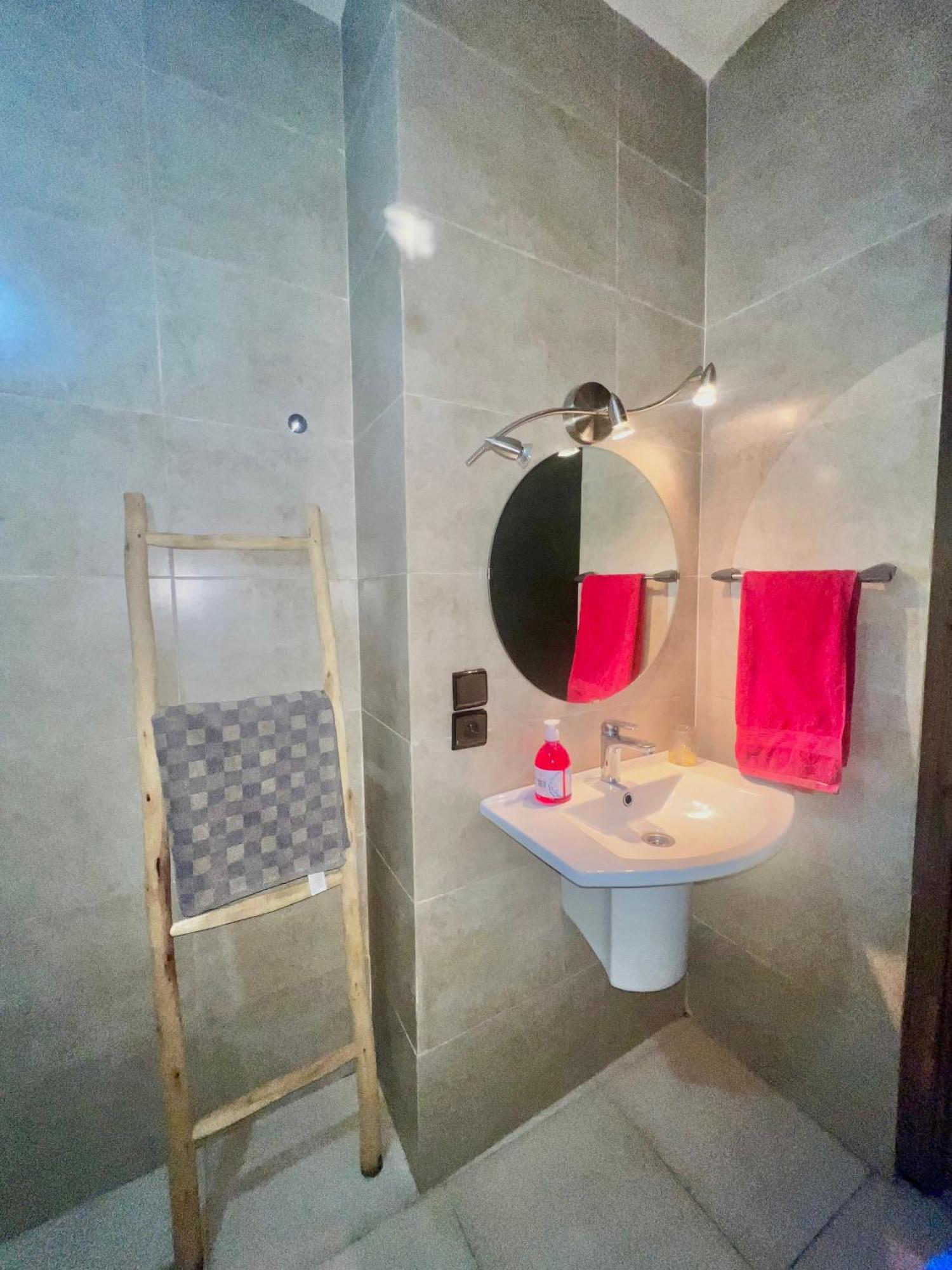 Bel Appartement Nour 5 马拉喀什 外观 照片
